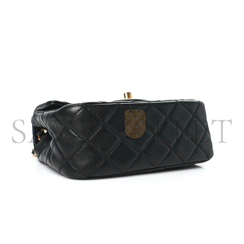 CHANEL LAMBSKIN QUILTED MINI PEARL CRUSH FLAP AS1786 B02916 94305 (17*12*7cm)
